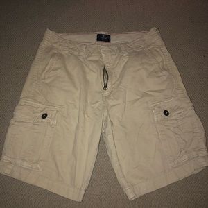 American Eagle Men’s Cargo Shorts - Classic Style